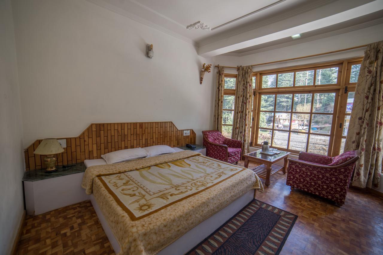 Hotel Satkar Residency Manāli Exteriör bild